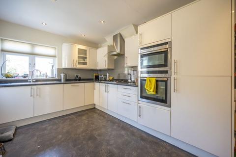 3 bedroom house for sale, Romford Road, Forest Gate, London, E7