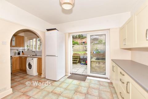 3 bedroom terraced house for sale, Seabrook Road, Hythe CT21