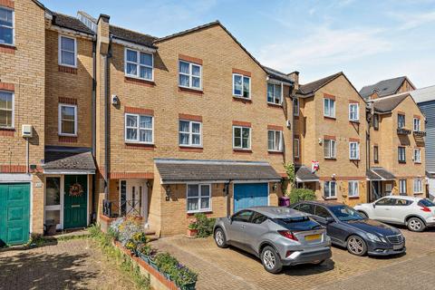5 bedroom terraced house for sale, Mast House Terrace, London, E14