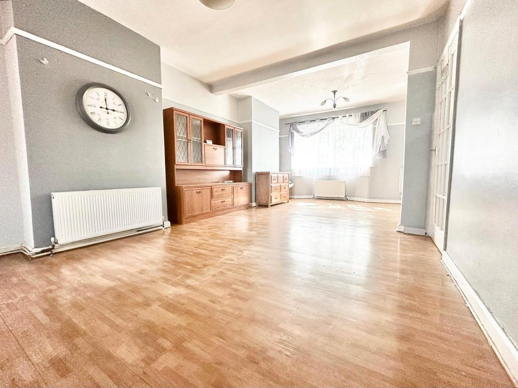 House in Hounslow - View 4