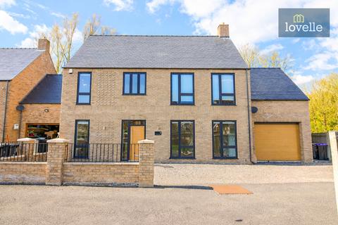5 bedroom detached house for sale, The Riverbank, Louth LN11