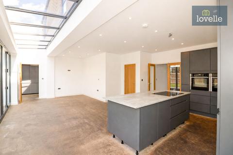 5 bedroom detached house for sale, The Riverbank, Louth LN11