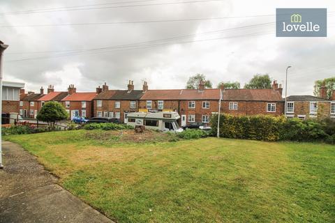 2 bedroom terraced house for sale, Newmarket, Louth, LN11