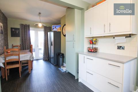 3 bedroom semi-detached house for sale, St. Bernards Avenue, Louth, LN11