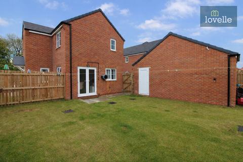 3 bedroom detached house for sale, Magna Carta Mews, Louth LN11