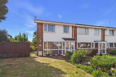 3 bedroom end of terrace house for sale, James Boden Close, Felixstowe, Suffolk, IP11