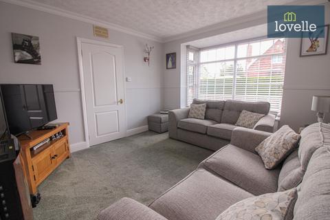 3 bedroom semi-detached bungalow for sale, Mayfield Crescent, Louth LN11