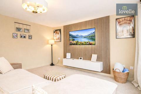 3 bedroom semi-detached house for sale, Laburnum Crescent, Louth, LN11