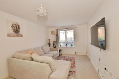 2 bedroom property for sale, Cockerel Place, Kingsnorth, Ashford, Kent, TN25