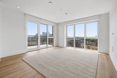 3 bedroom flat for sale, Bow Green, London E3
