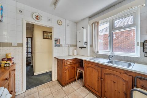 2 bedroom bungalow for sale, Lime Avenue, Southampton SO19