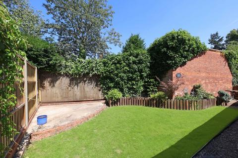3 bedroom detached house for sale, Wycombe End, Beaconsfield, Buckinghamshire, HP9