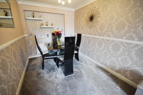 2 bedroom semi-detached house for sale, Richmond Drive, Skegness PE25