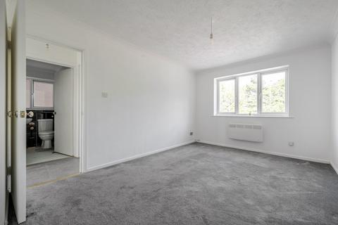 2 bedroom flat for sale, Goring Street, Worthing BN12