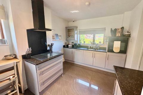 3 bedroom house to rent, Chestnut Grove, NOTTINGHAM, NG10