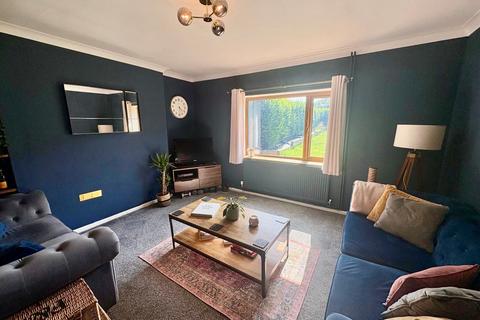3 bedroom house to rent, Chestnut Grove, NOTTINGHAM, NG10