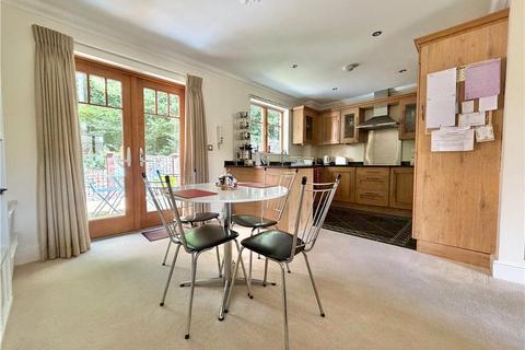 2 bedroom apartment for sale, Salisbury Road, Sherfield English, Romsey, Hampshire