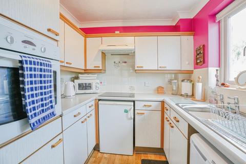 undefined, Haddon Court, Buxton SK17
