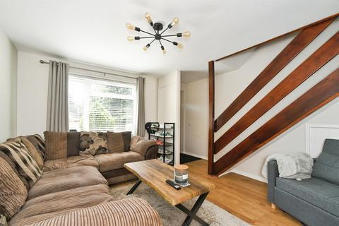 2 bedroom end of terrace house for sale, Sevenfields, Highworth, Swindon