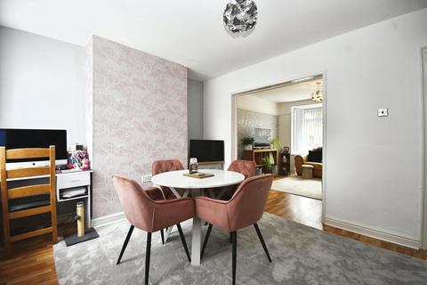 3 bedroom terraced house for sale, Sutton Road, Hull