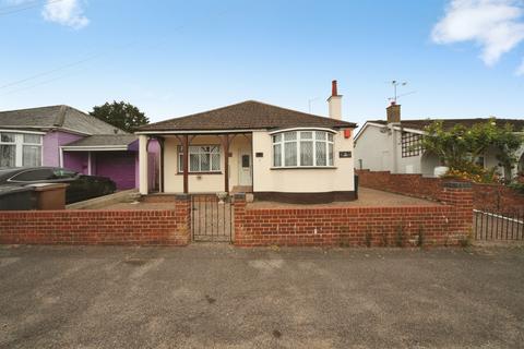 3 bedroom detached bungalow for sale, Locarno Avenue, Luton