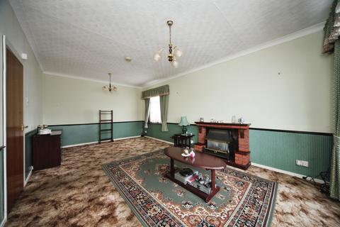 3 bedroom detached bungalow for sale, Locarno Avenue, Luton