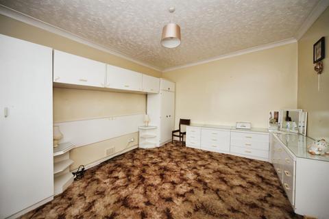 3 bedroom detached bungalow for sale, Locarno Avenue, Luton