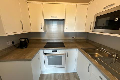 1 bedroom flat for sale, Blackberry Lane, Halesowen B63