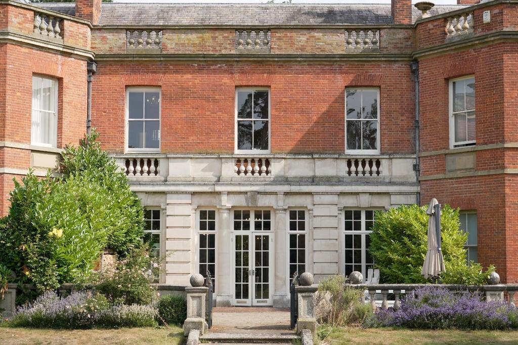 Detached house exterior