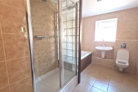 1 bedroom flat to rent, THE ACORNS, Swindon, SN3