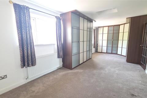 1 bedroom flat to rent, THE ACORNS, Swindon, SN3