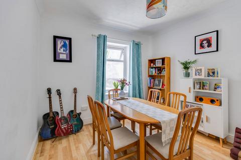 2 bedroom end of terrace house for sale, Cecil Street, Cardiff, CF24 1NW