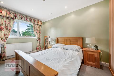 4 bedroom detached house for sale, Carlton Avenue, Wilmslow, SK9