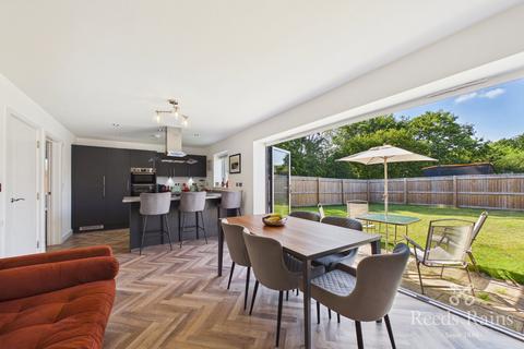 undefined, Falcon Drive, Cheshire CW12