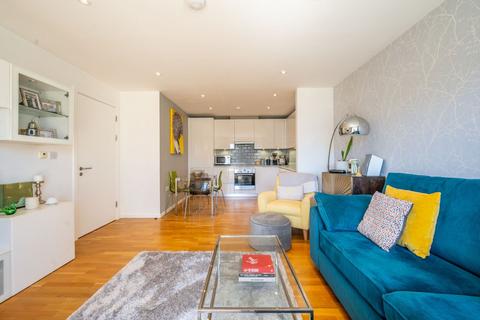 1 bedroom flat for sale, Samphire Heights, Stratford, London, E20