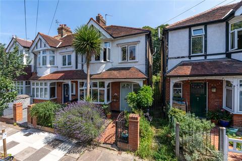Kilmorey Gardens, St Margarets