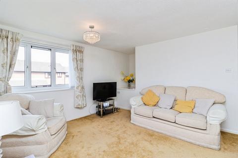 2 bedroom flat for sale, Wildwood Ringway, Stafford