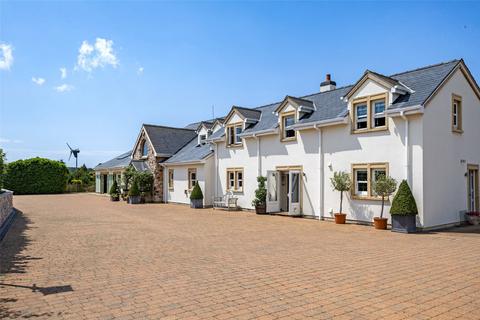 5 bedroom detached house for sale, Penfforddllan, Lloc, Holywell, Flintshire, CH8