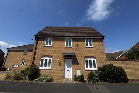 3 bed house for rent in Chequers Close, CORBY