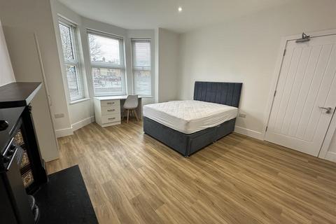 House share to rent, Elizabeth Way, Cambridge CB4