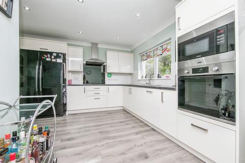 3 bedroom detached bungalow for sale, Victoria Road, Clacton-On-Sea