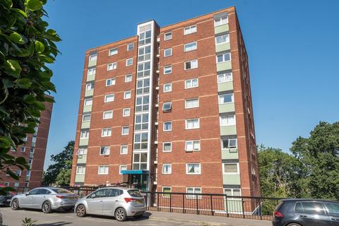 1 bedroom flat for sale, Porchester Mead, Beckenham, Kent, BR3