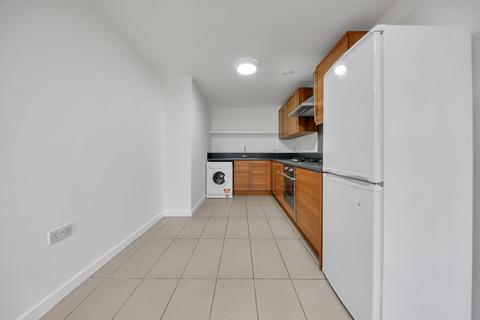 2 bedroom flat for sale, Medici Close, Ilford, IG3