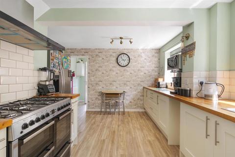 4 bedroom semi-detached house for sale, Old Farm Way, Crossways, Dorchester