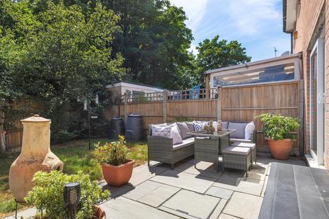 4 bedroom semi-detached house for sale, Old Farm Way, Crossways, Dorchester