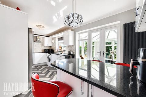 4 bedroom semi-detached house for sale, Park View Road, Kimberworth