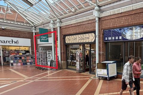 Retail property (high street) to rent, Shopping Centre Bridgwater TA6 3TQ