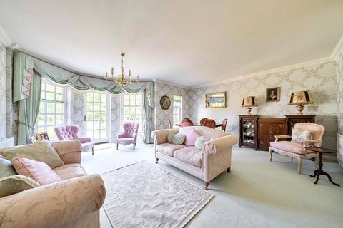 undefined, Ravens Court, Castle Village, Berkhamsted, Hertfordshire, HP4