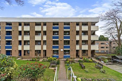 1 bedroom flat for sale, Runnymede, Swansea SA2