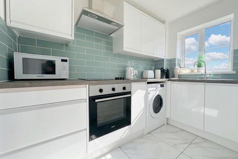 1 bedroom cluster house to rent, Farrow Close, Luton, LU3